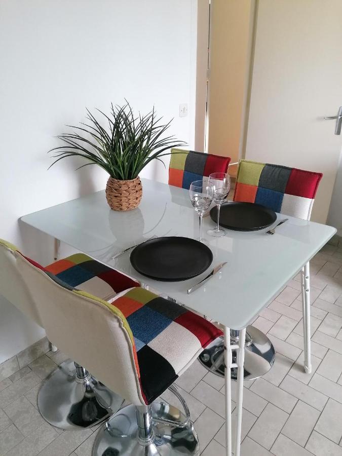 Studio "Douceur Angevine" Hotel Saint-Jean-des-Mauvrets Екстериор снимка