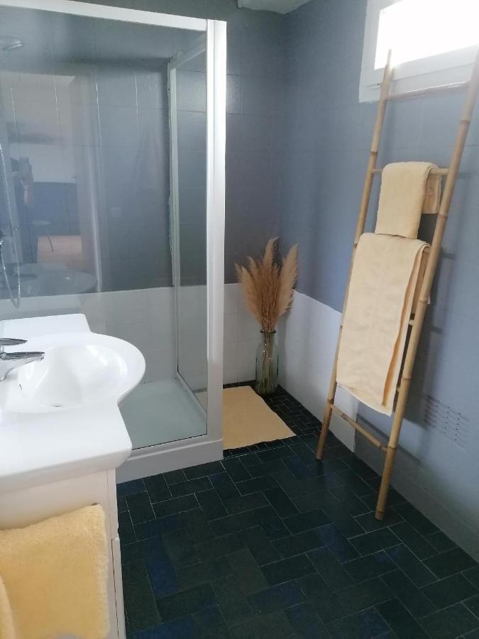 Studio "Douceur Angevine" Hotel Saint-Jean-des-Mauvrets Екстериор снимка